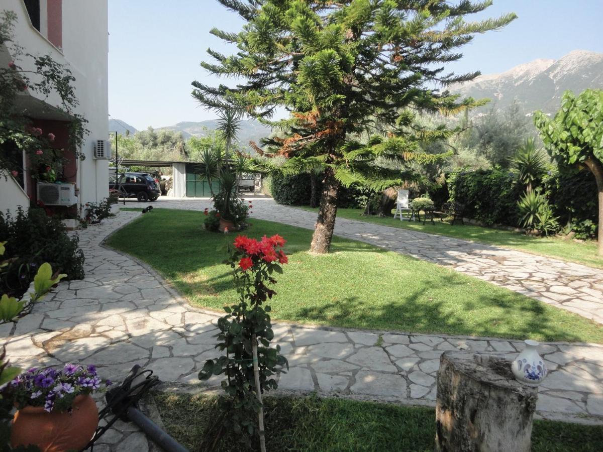 Nely'S Luxury Home Nydrí Eksteriør bilde